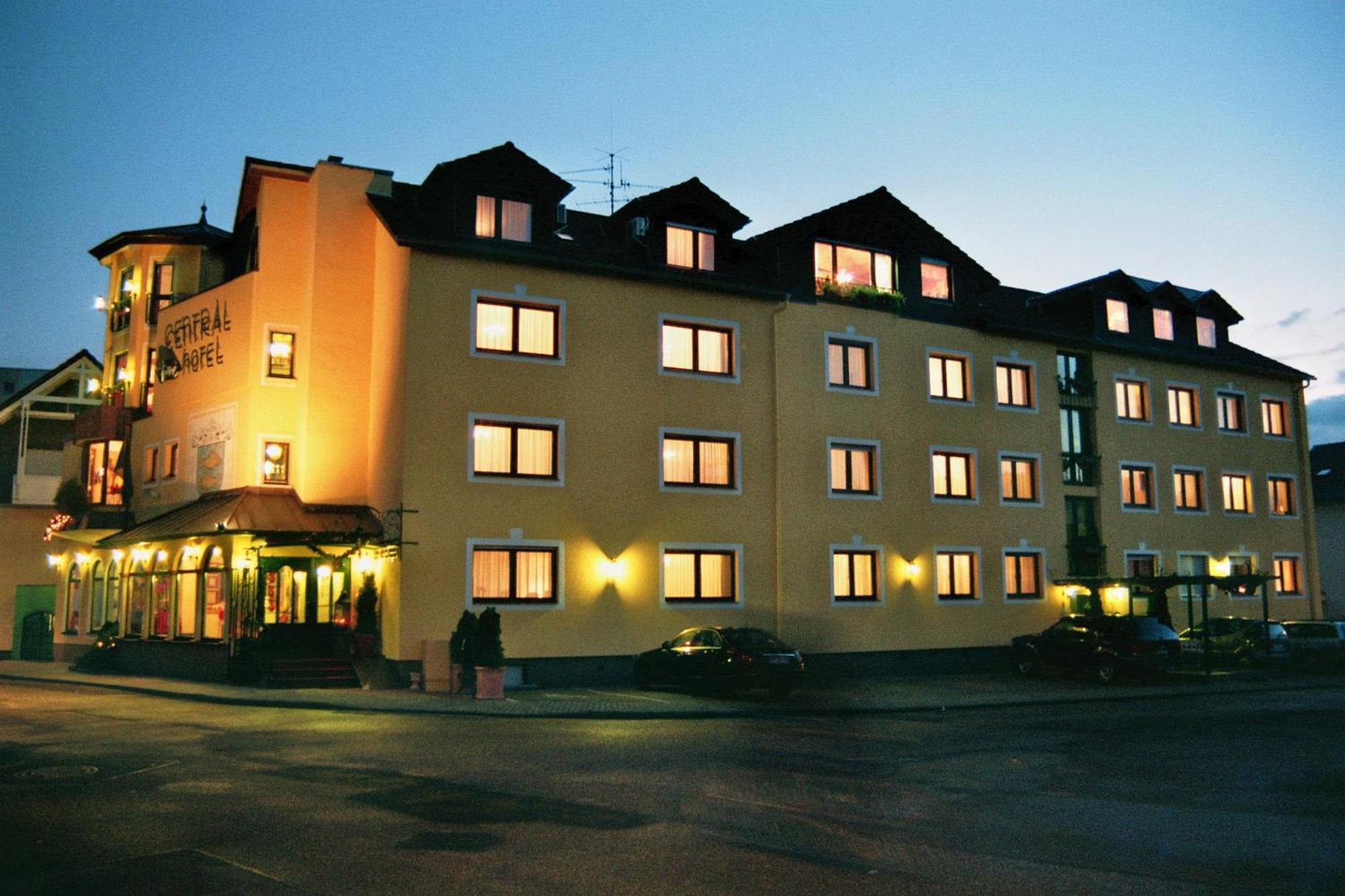 Hotel-Restaurant Central Am Koenigshof Viernheim Buitenkant foto